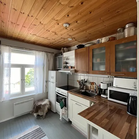 Koko Huoneisto Jaervinaekoealalla