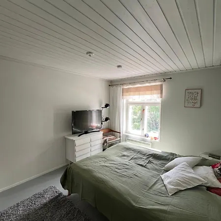 Koko Huoneisto Jaervinaekoealalla Apartment *